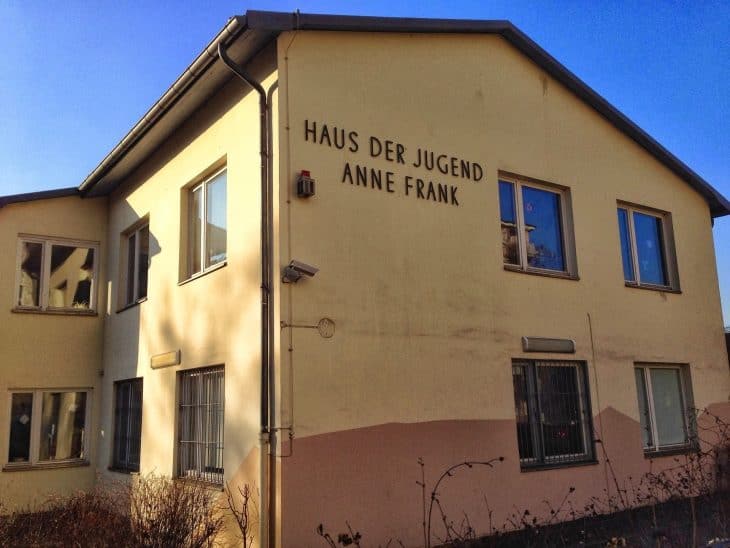 Best 20 Anne Frank Facts - Life, Family, Memoir & More
