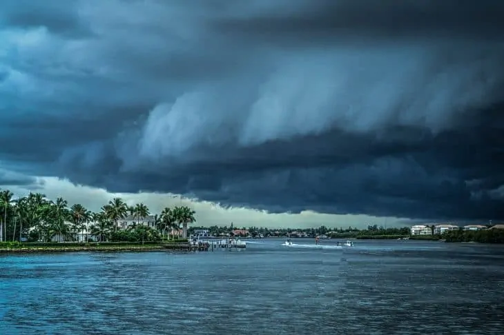 hurricane facts, beach, clouds