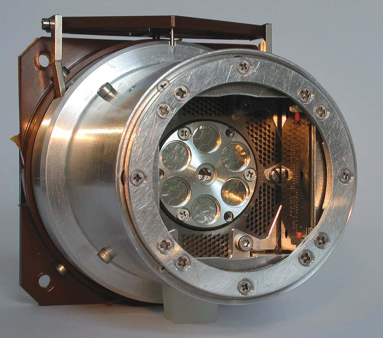 Marie Curie Facts, Curium Spectrometer