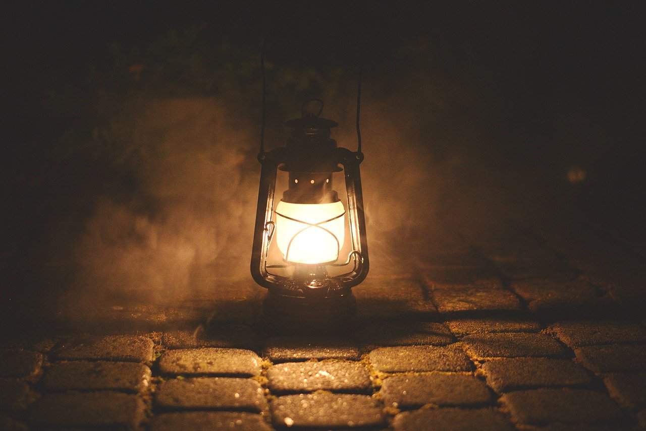 lamp, poland facts