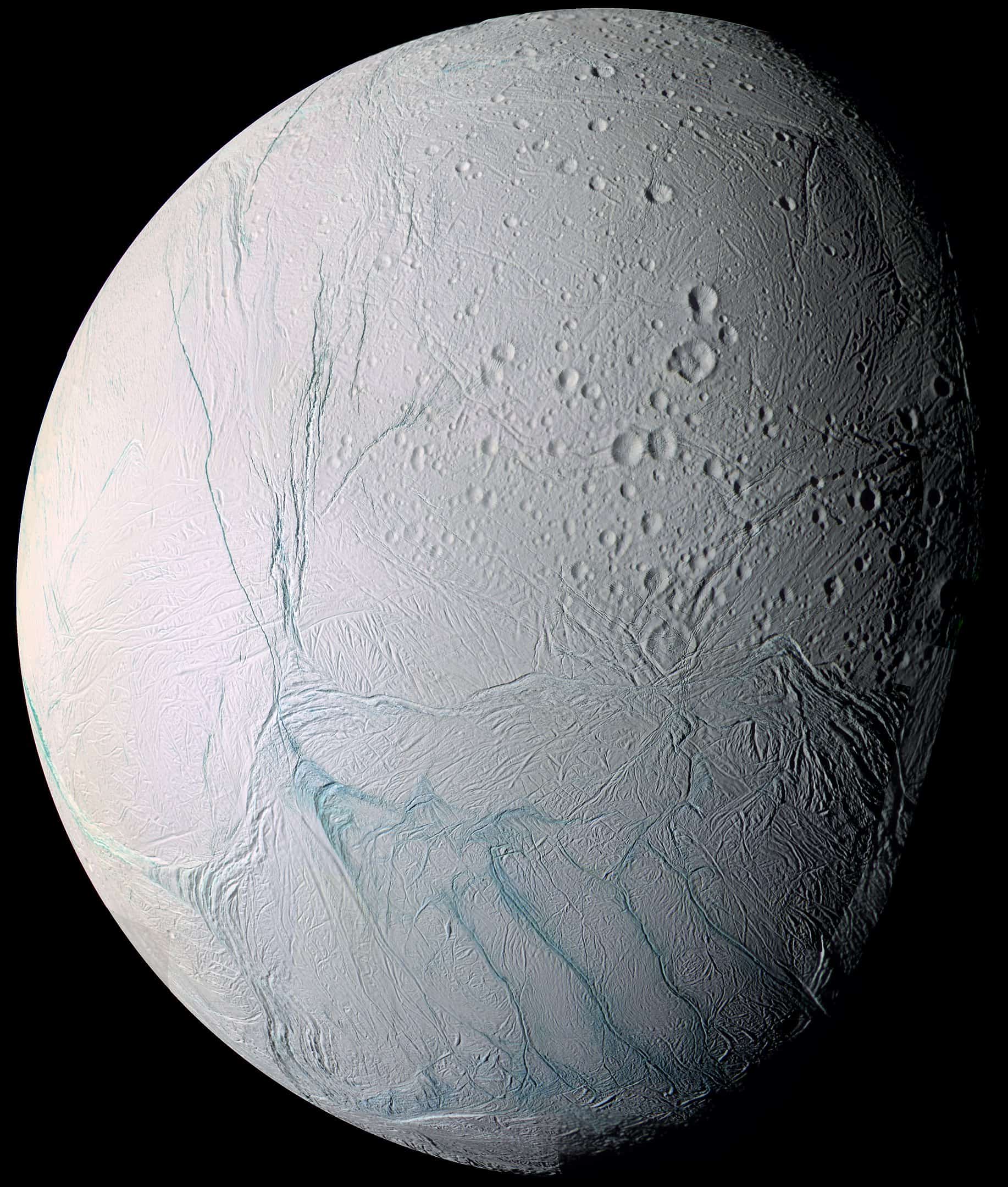 feiten over Saturnus, Enceladus