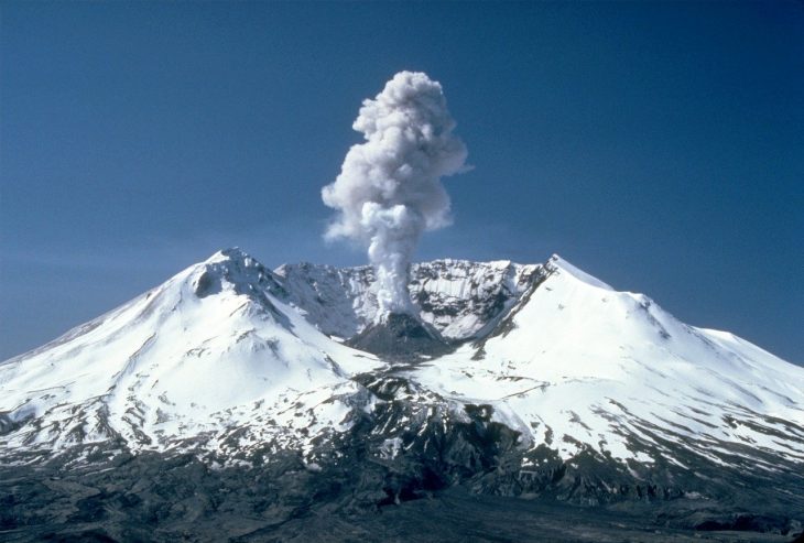 mt st helens, volcano