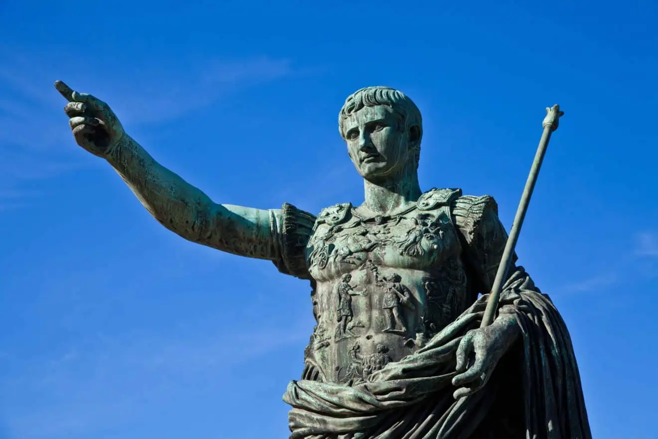JULIUS CAESAR BIOGRAPHY FACTS HISTORY intelligence overview