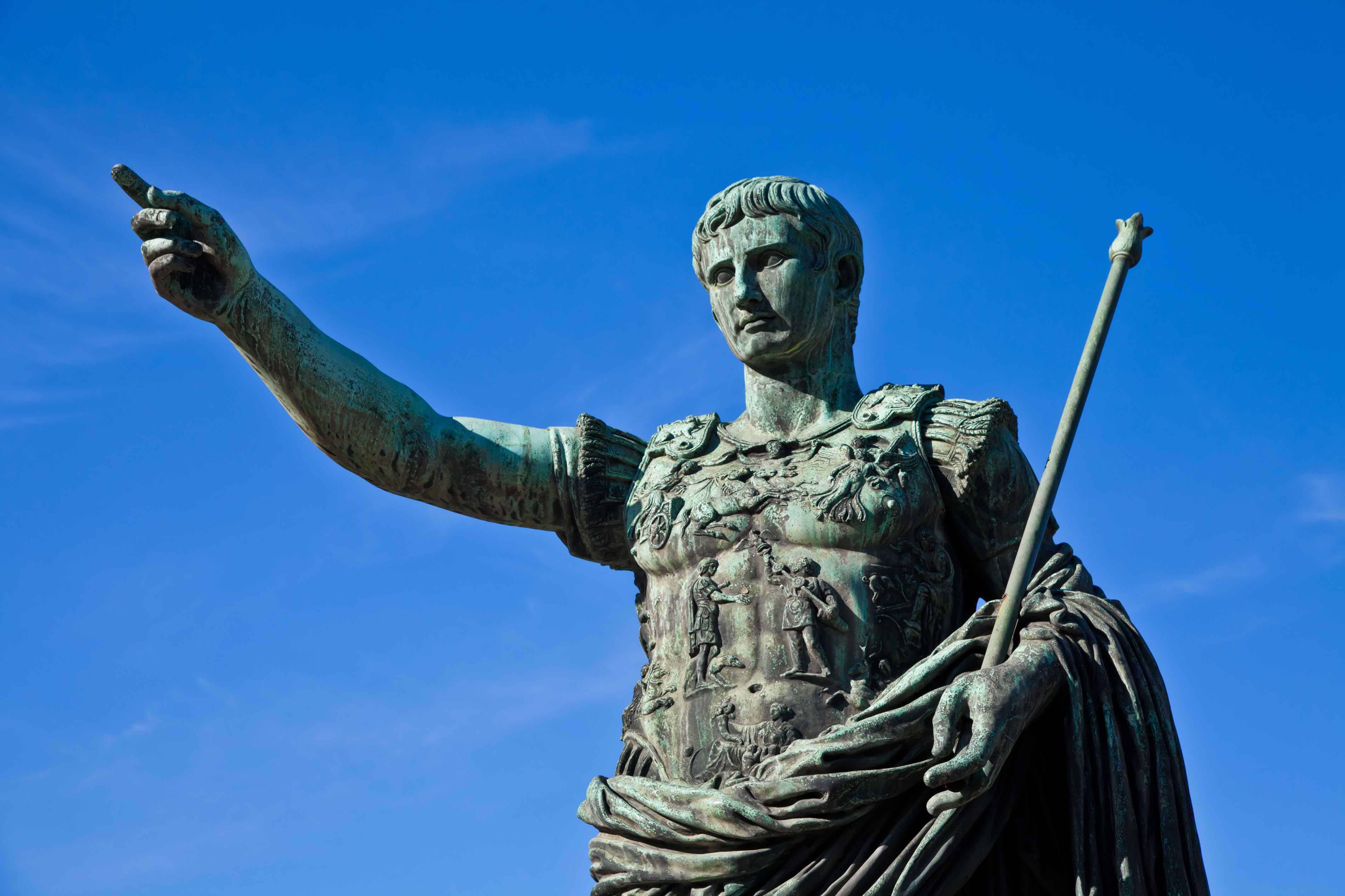 Julius Caesar's Iconic Look - wide 4