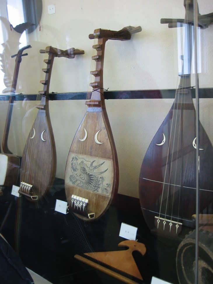 50 String Instruments For The Curious Musical Minds