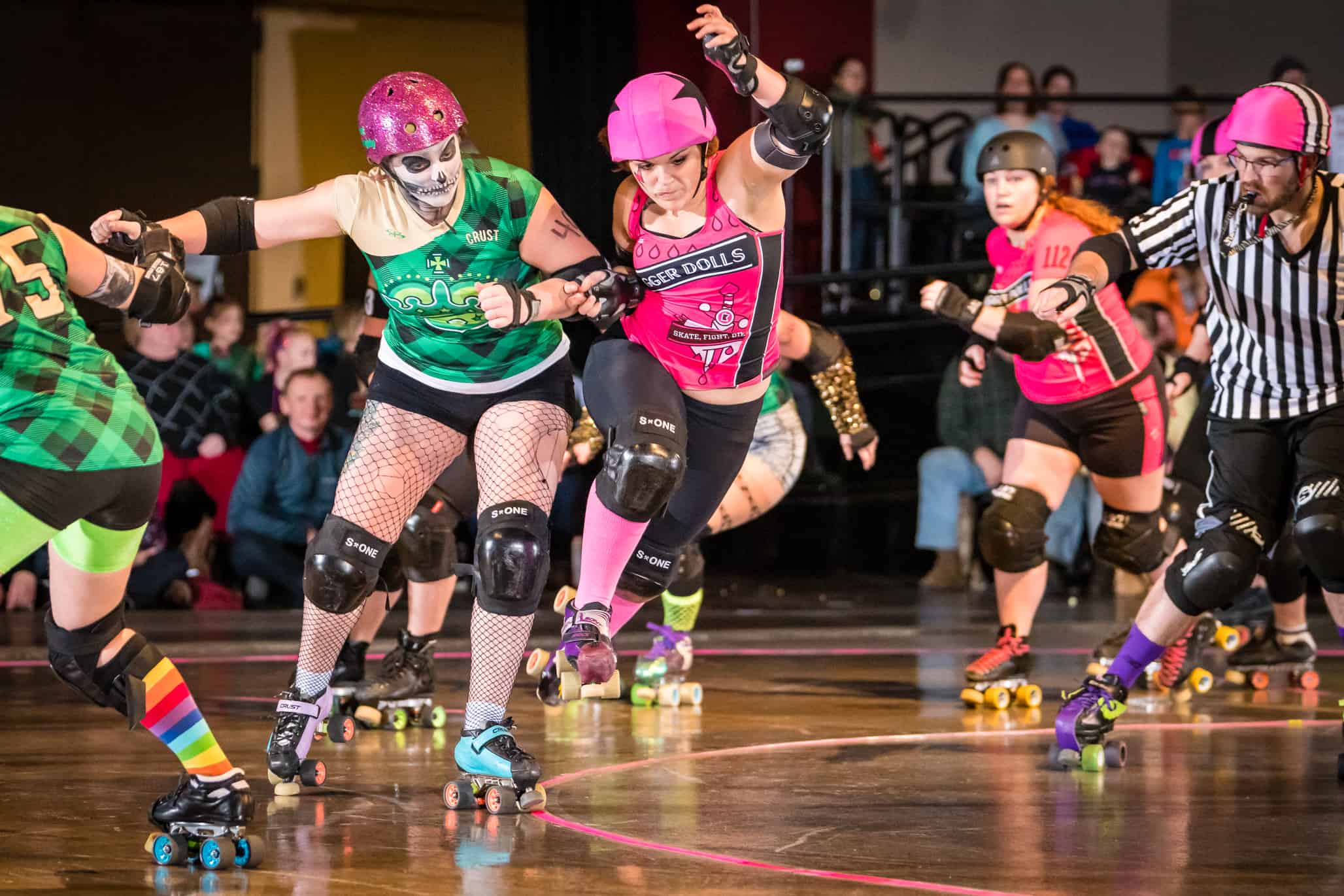 14 Mind-blowing Facts About Roller Derby 