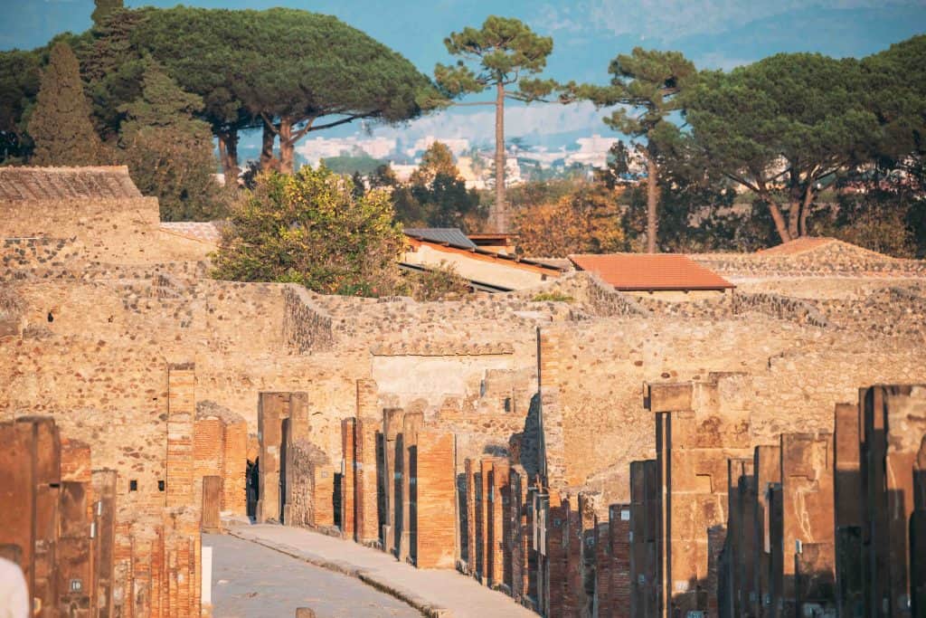 famous landmarks, Pompeii