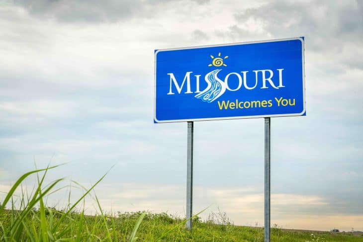 Missouri Welcomes You roadside sign