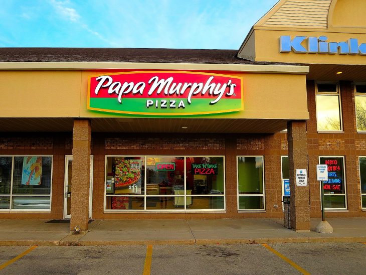 Papa Murphy's pizza outlet