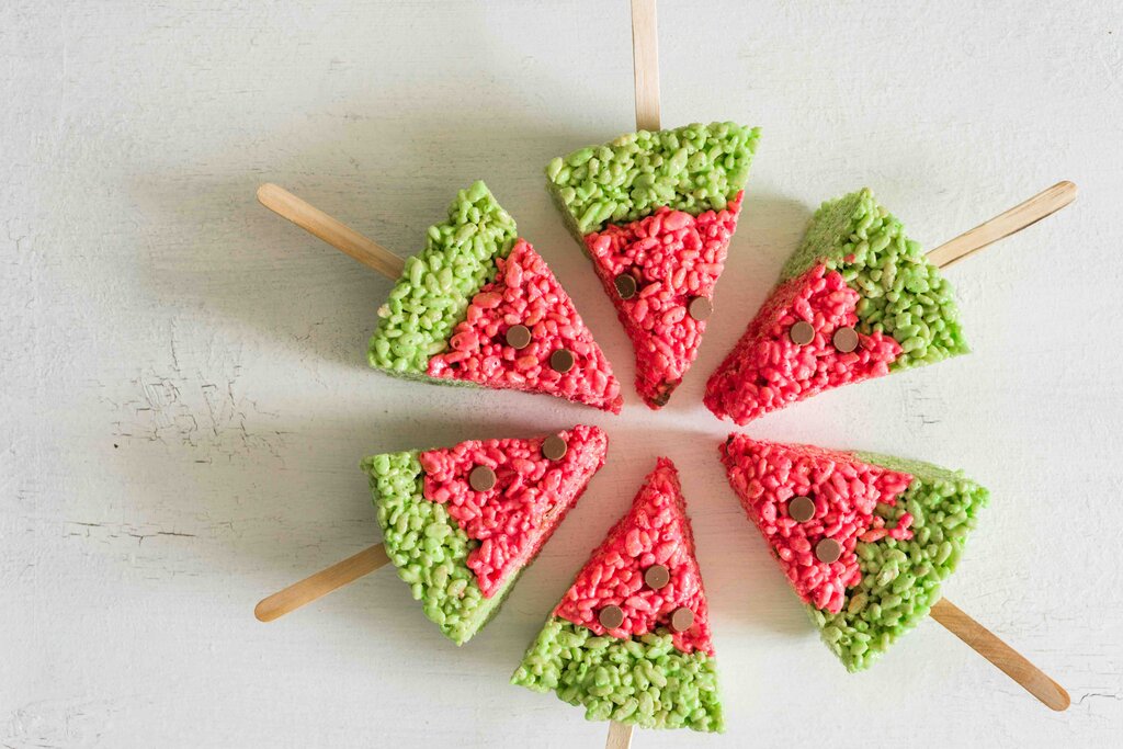 watermelon shaped rice krispie treats