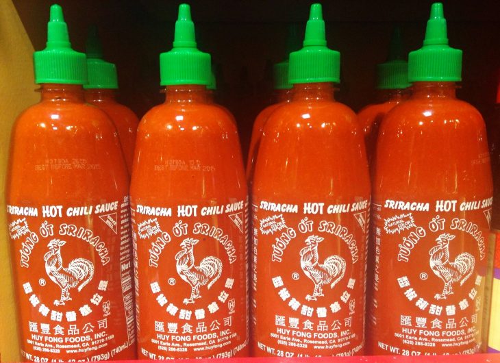 siracha hot chili sauce