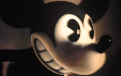 15 Creepy Disney Facts The Dark Side of the Magic Kingdom 
