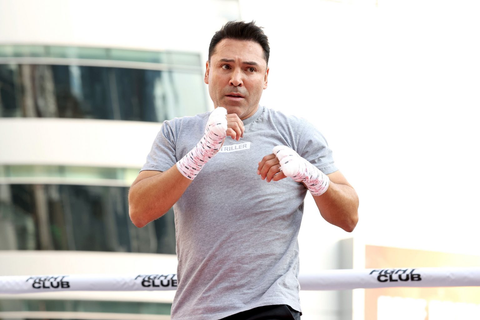 18 Oscar De La Hoya Facts You May Not Know