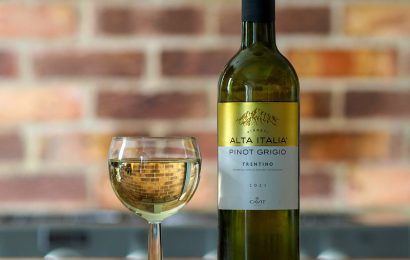 20 Pinot Grigio Nutrition Facts Full Profile of This Popular White Wine 