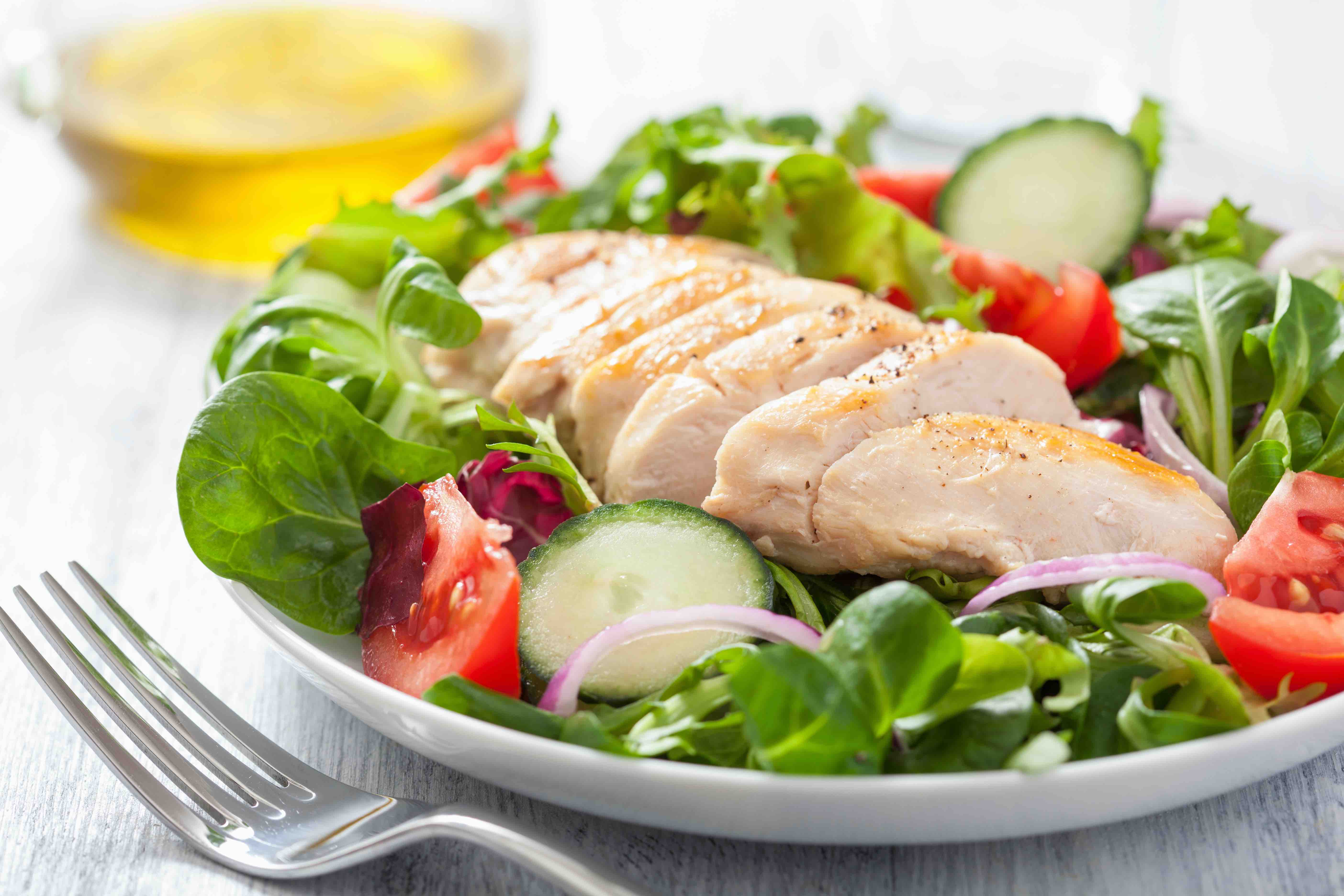 10 Chicken Salad Nutrition Facts: The Lean and Green Dish- Facts.net