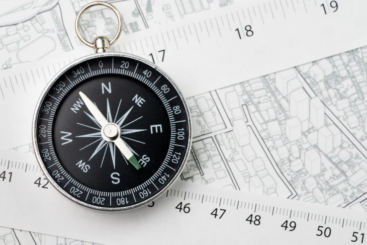 Magnetic compass deals information