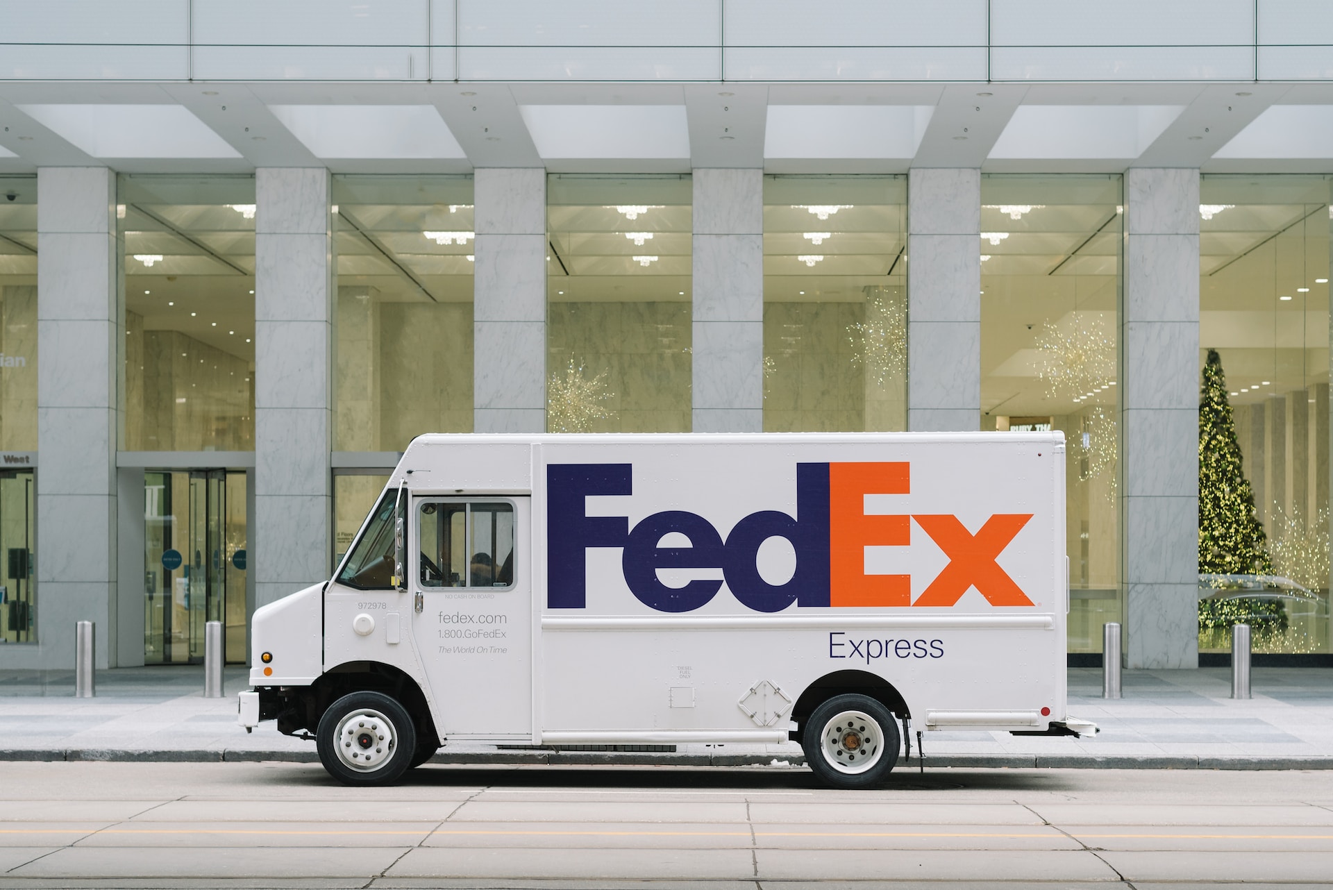 12-facts-about-fedex