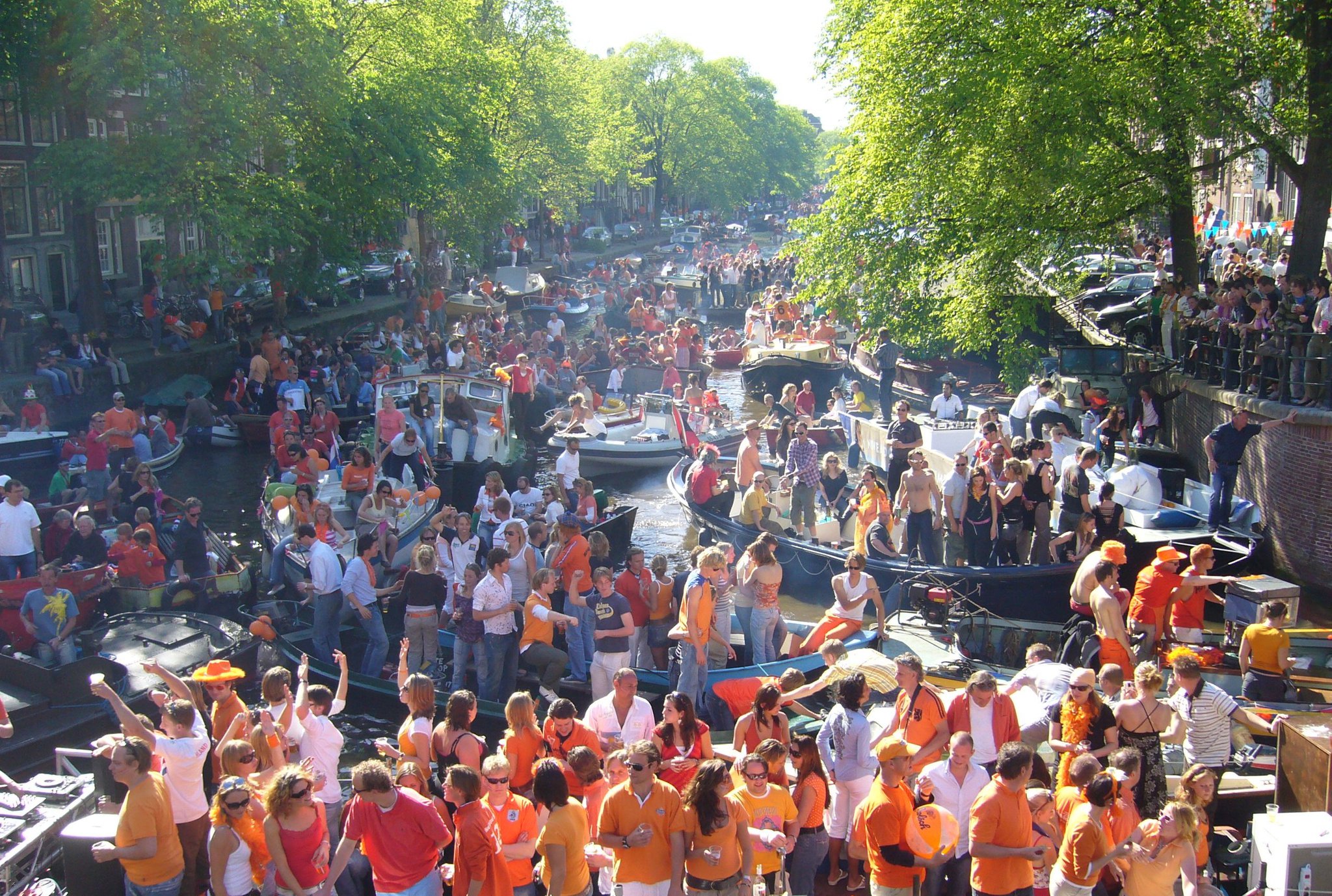12-facts-about-koninginnedag-queens-day