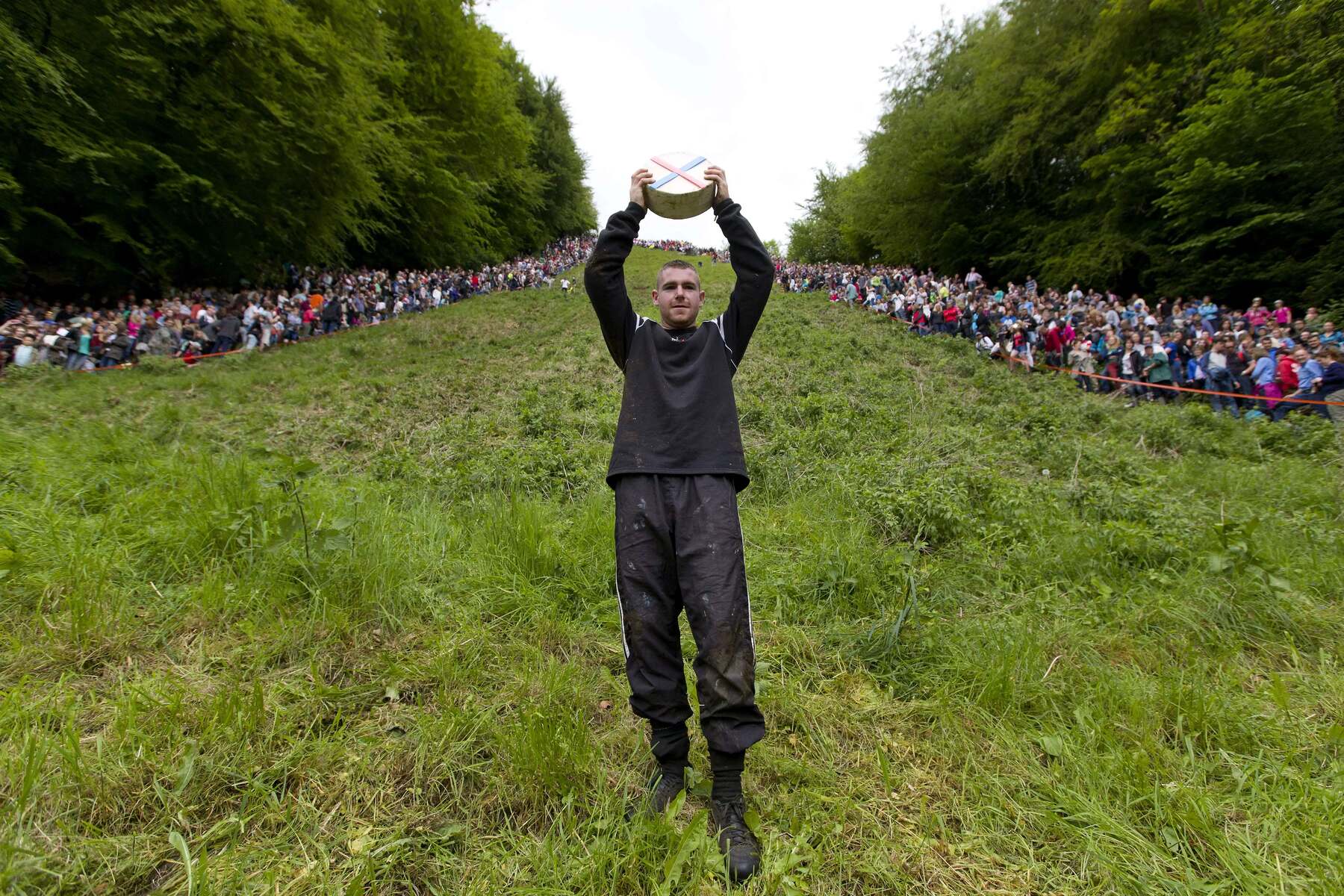 13-facts-about-gloucestershire-cheese-rolling