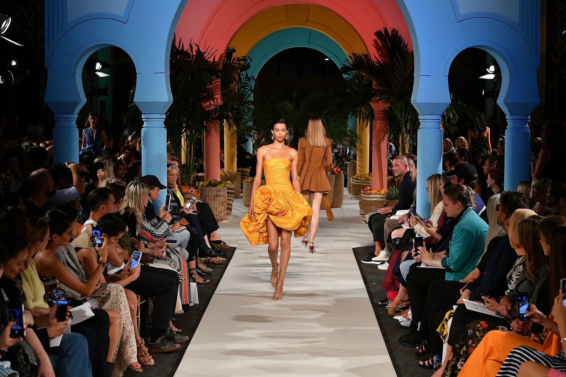 15-facts-about-fashion-week-runway-show