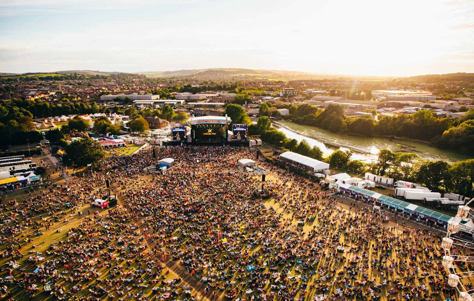 15-facts-about-isle-of-wight-festival