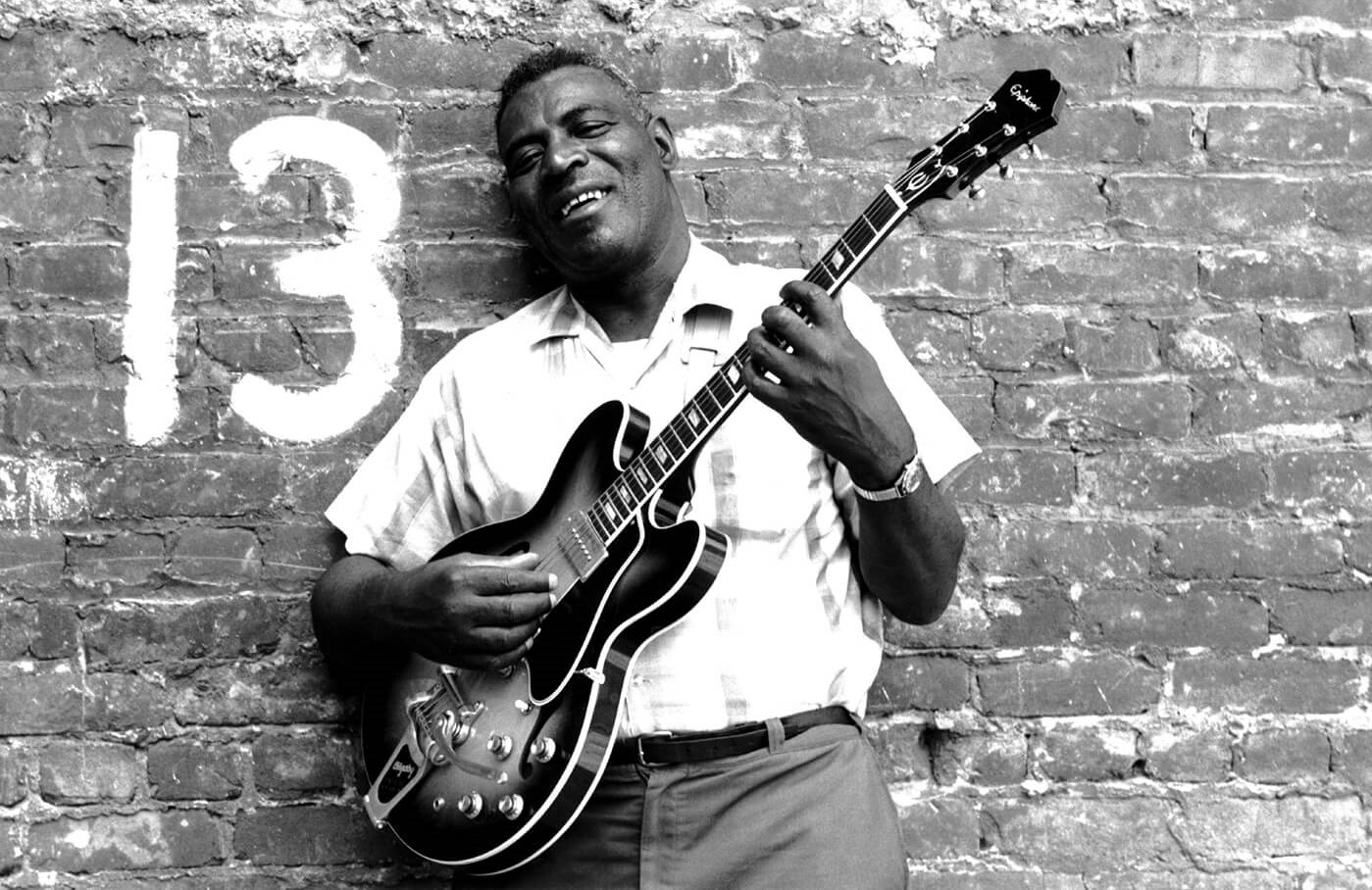 16-facts-about-howlin-wolf