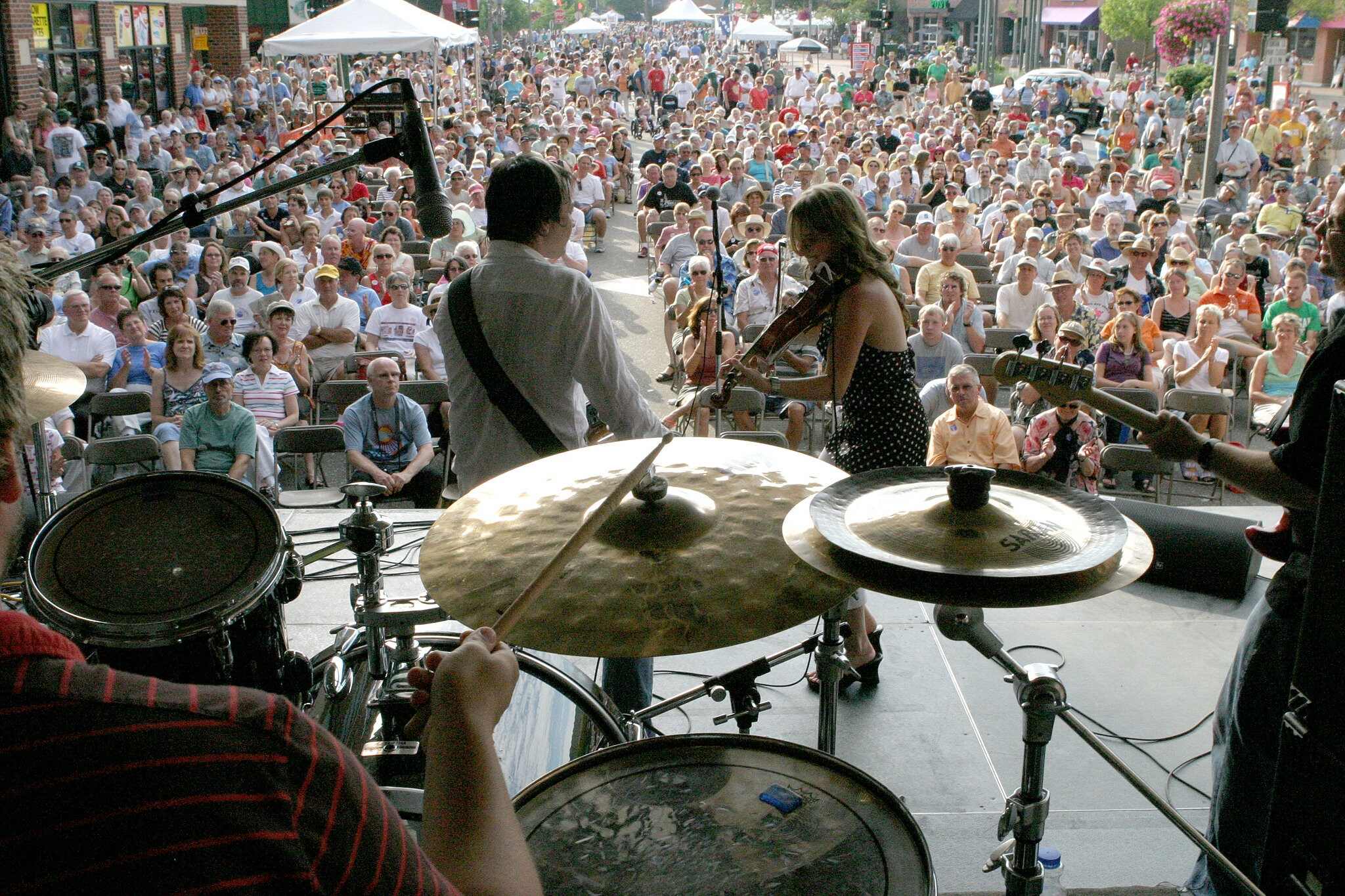 17-facts-about-great-lakes-folk-festival
