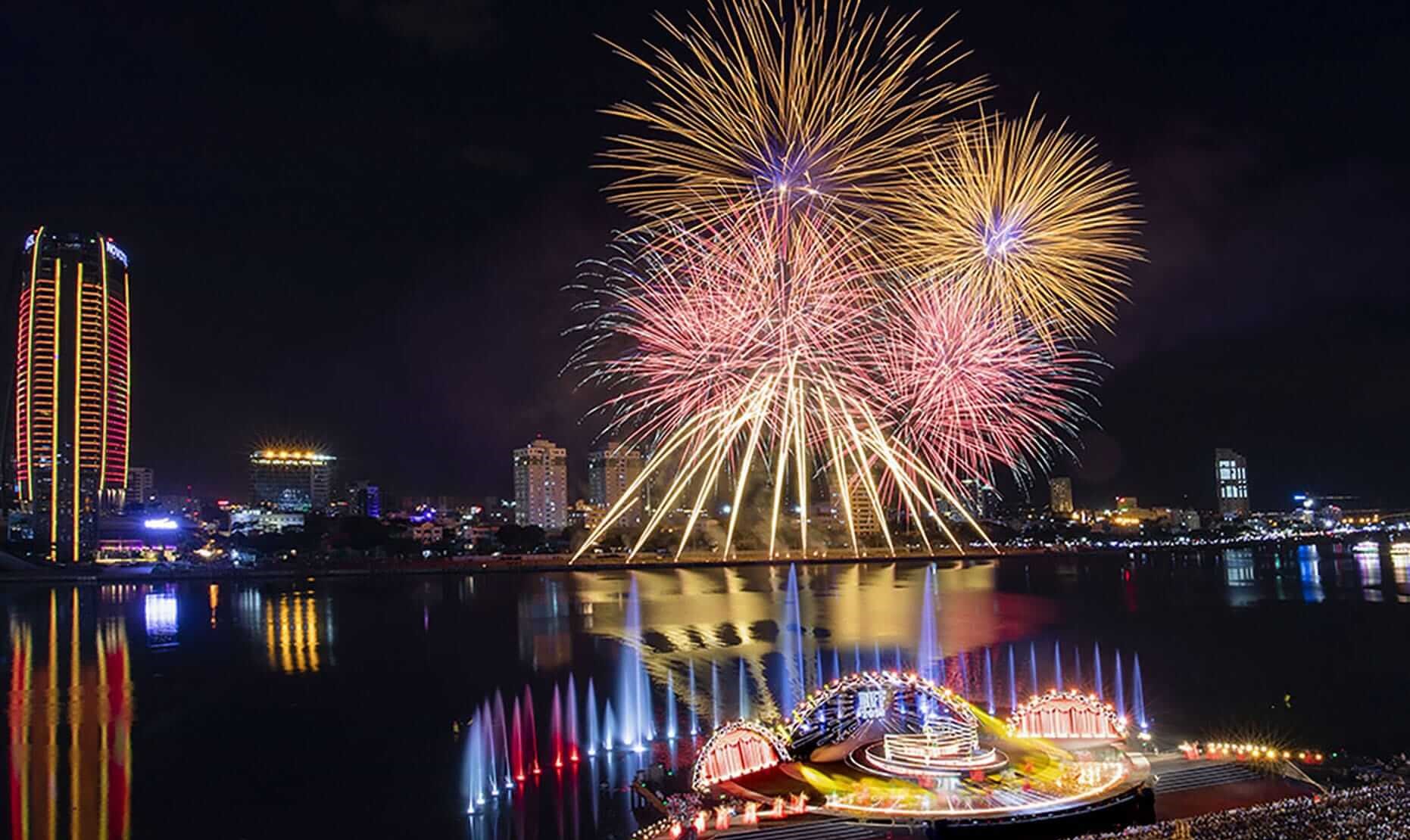 17-facts-about-international-fireworks-festival