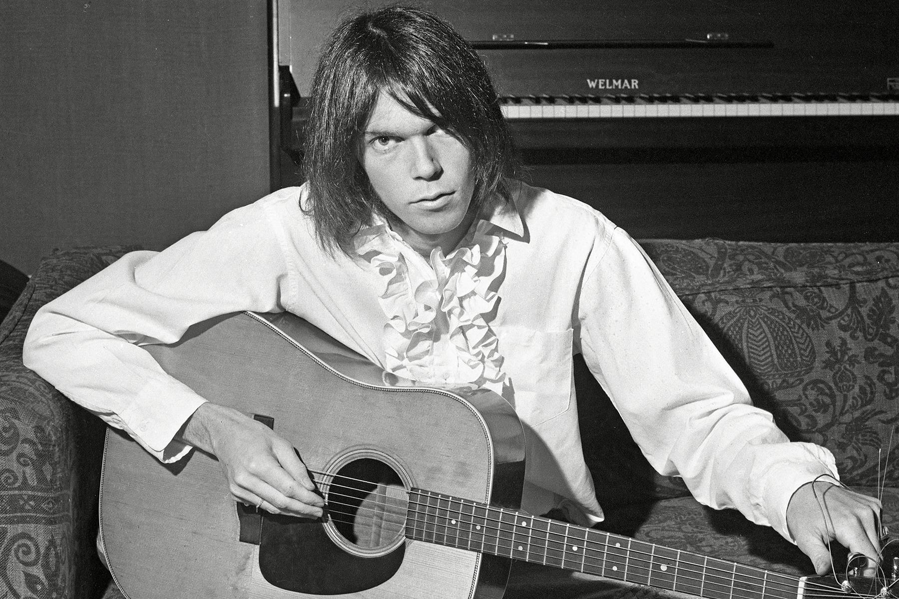 17-facts-about-neil-young