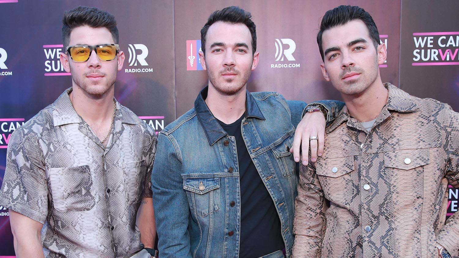 30-facts-about-jonas-brothers