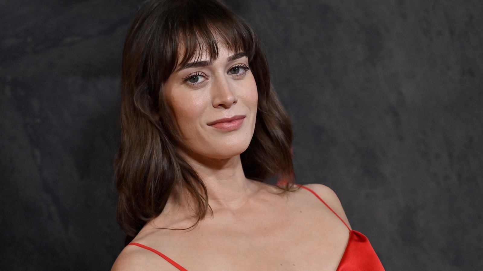 30-facts-about-lizzy-caplan