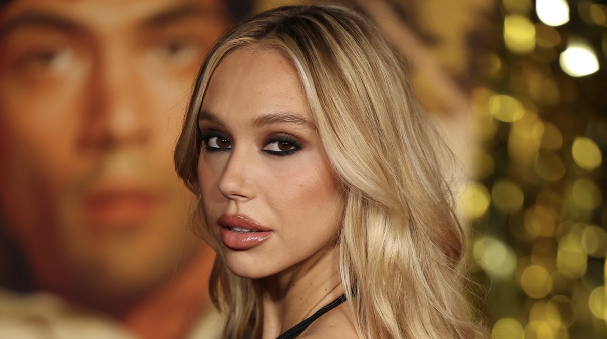 31-facts-about-alexis-ren