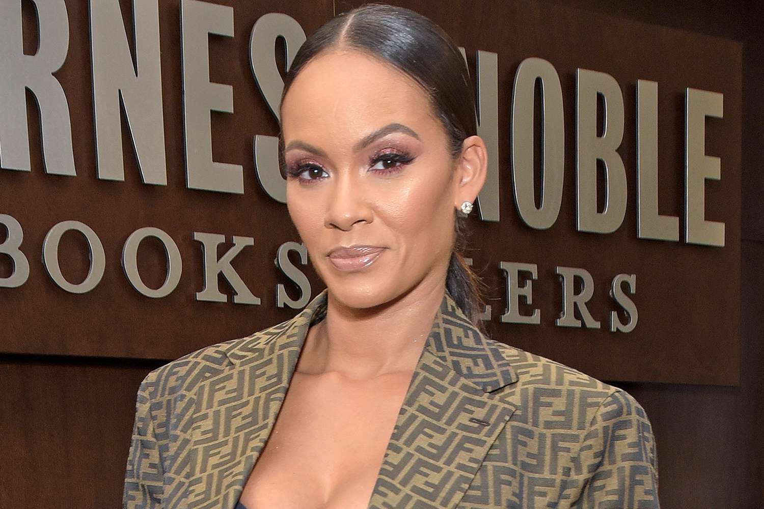 32-facts-about-evelyn-lozada