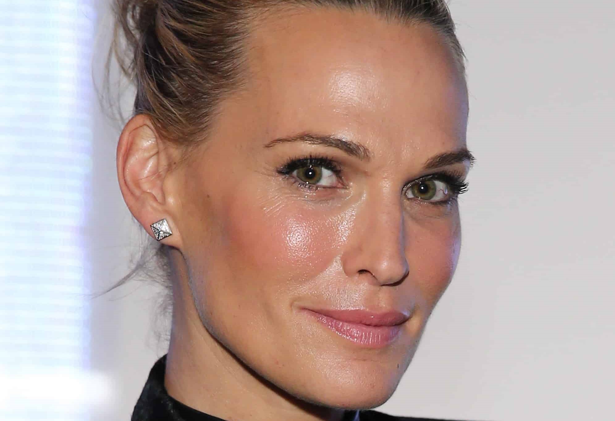 32-facts-about-molly-sims