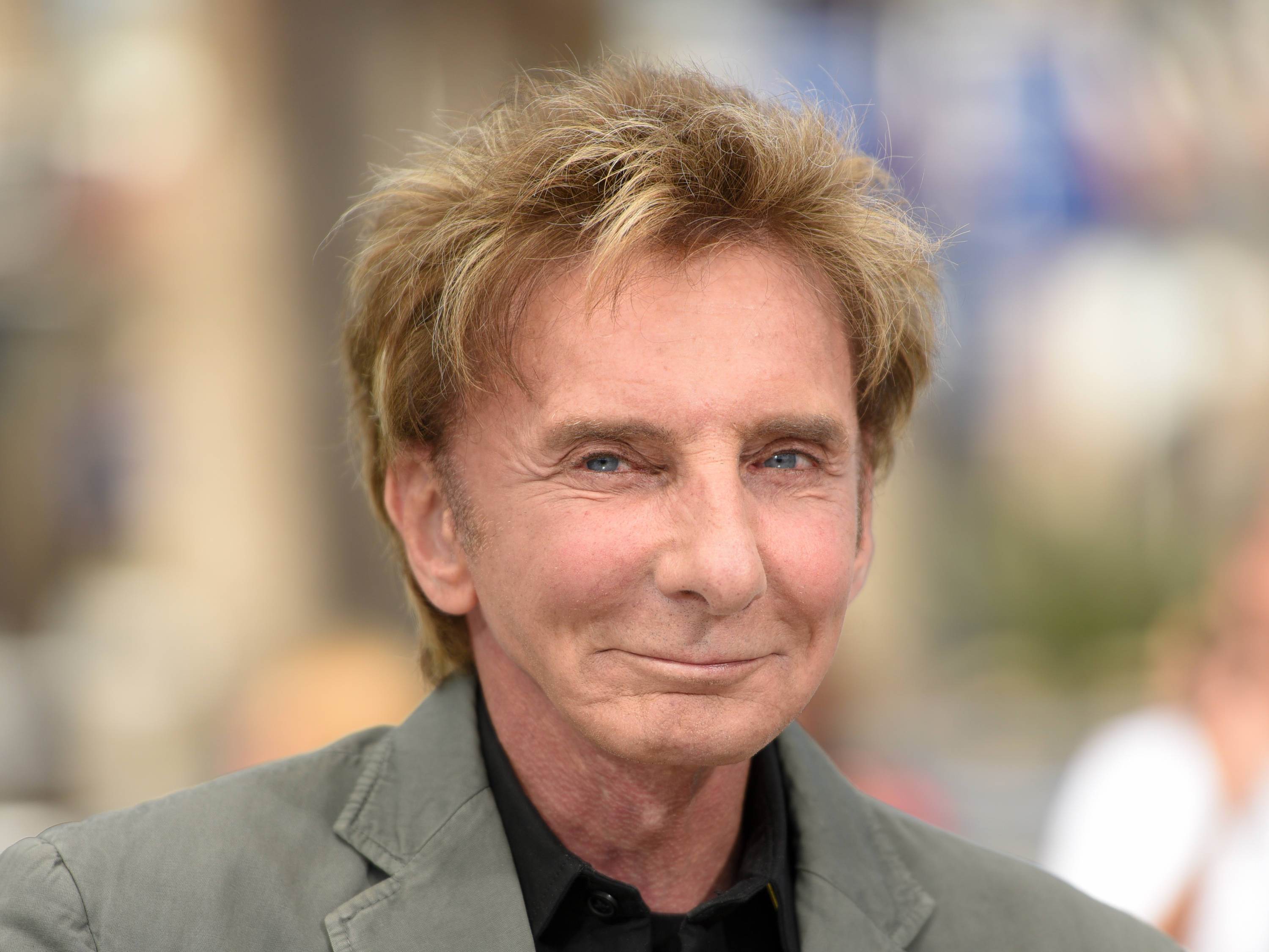 33-facts-about-barry-manilow