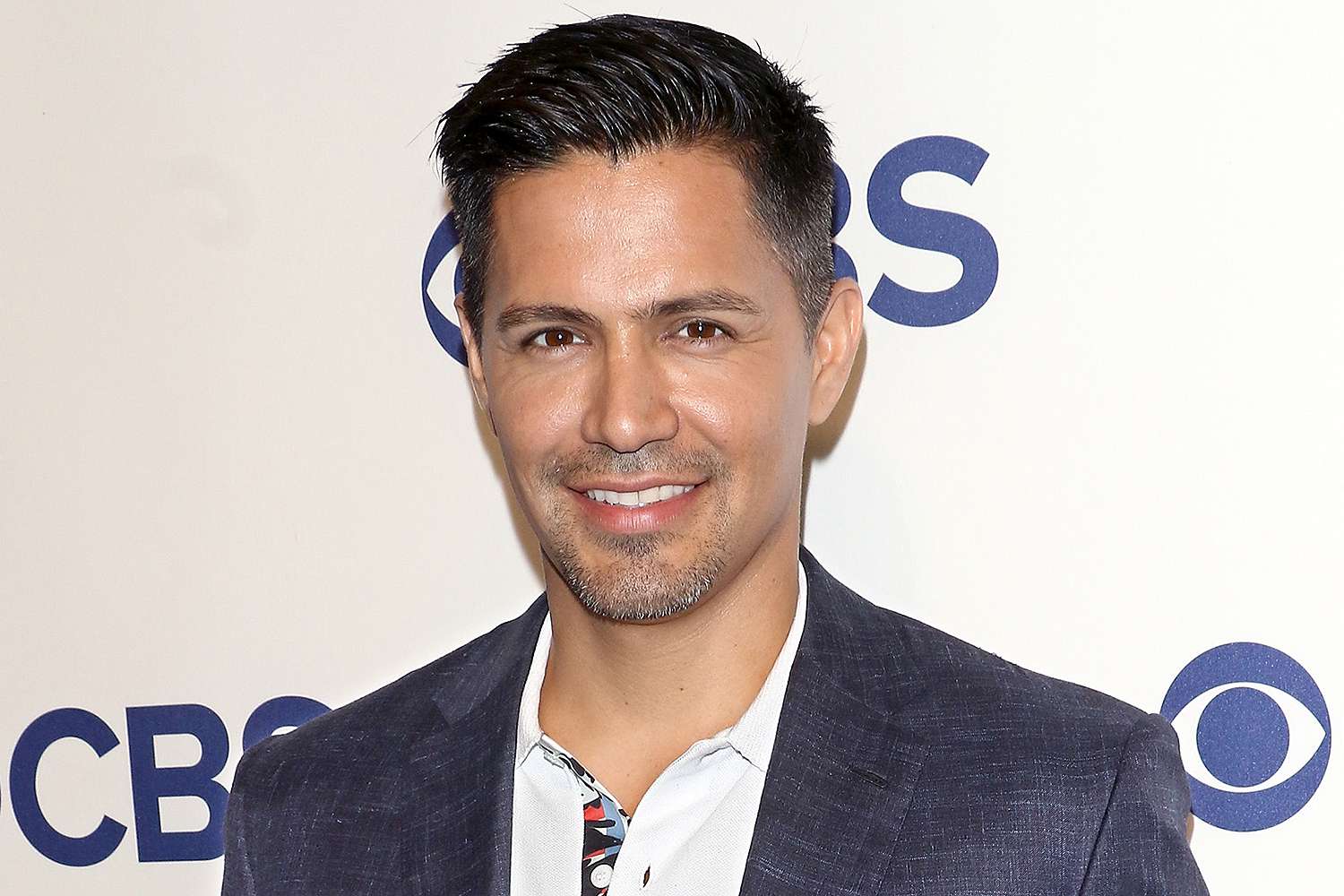 33-facts-about-jay-hernandez