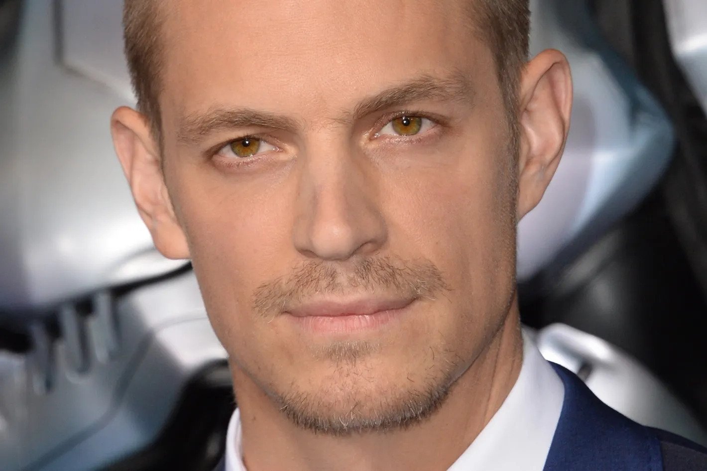 34-facts-about-joel-kinnaman