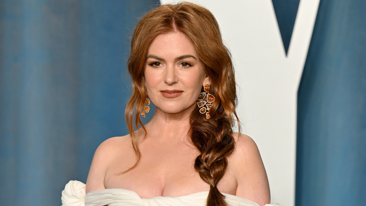 35-facts-about-isla-fisher