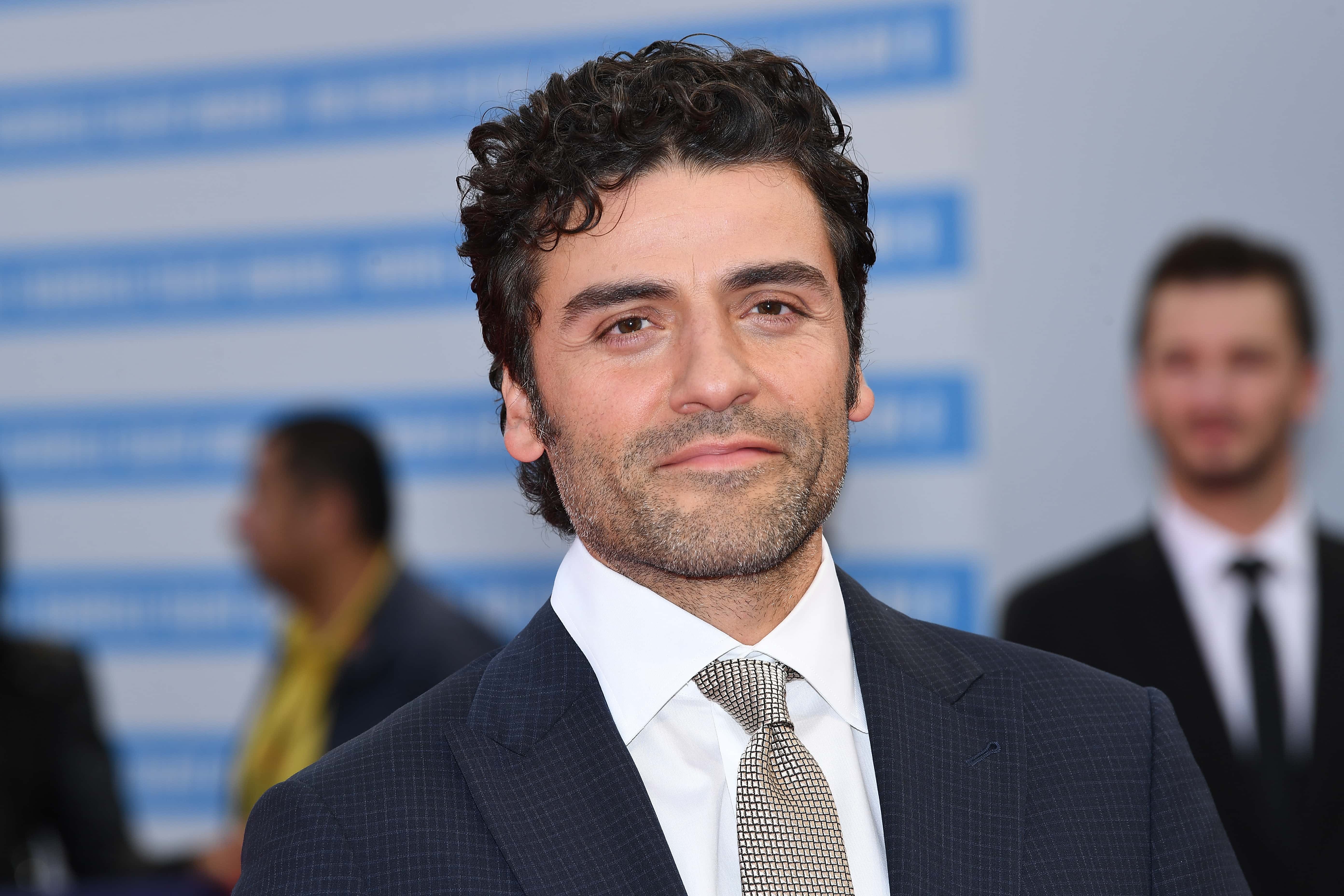 36-facts-about-oscar-isaac