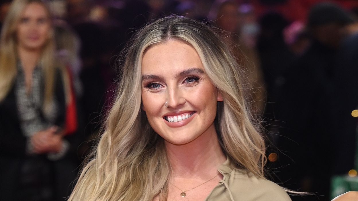 42-facts-about-perrie-edwards