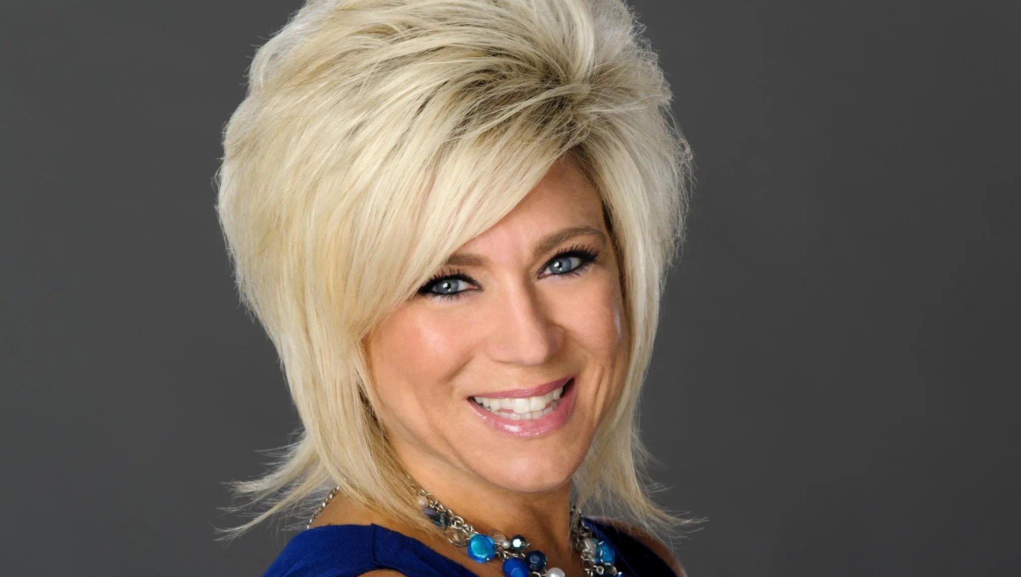 42-facts-about-theresa-caputo