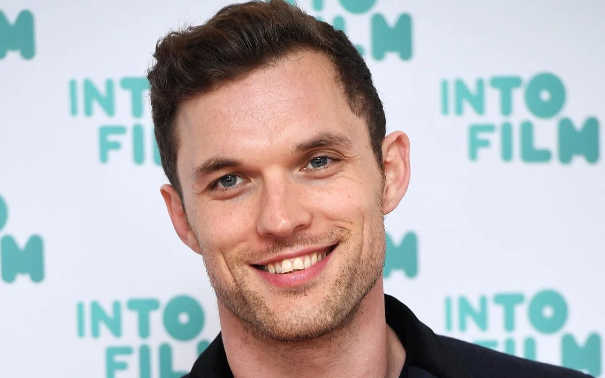43-facts-about-ed-skrein
