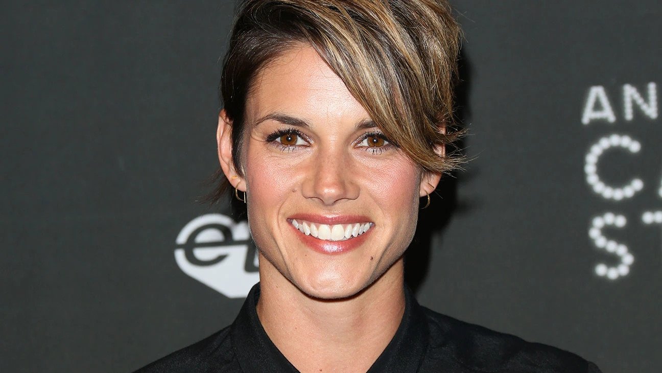 44 Facts about Missy Peregrym 