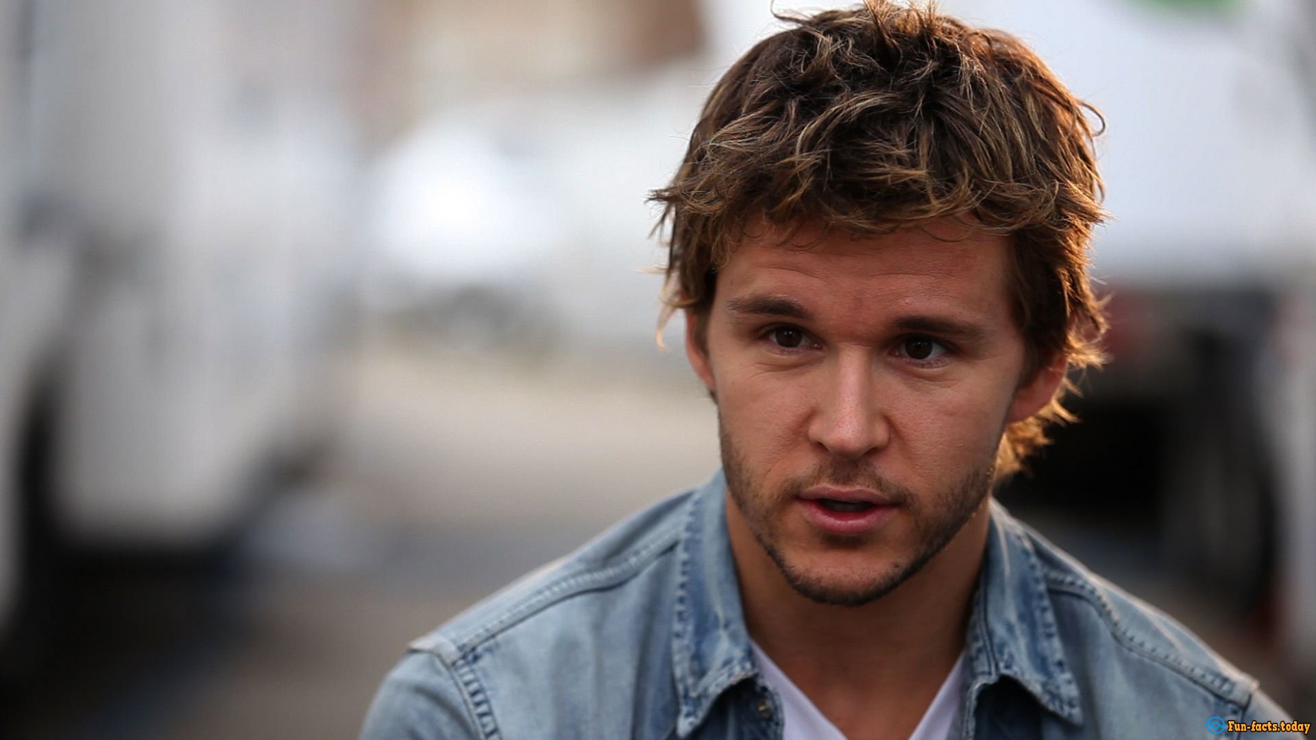 49-facts-about-ryan-kwanten