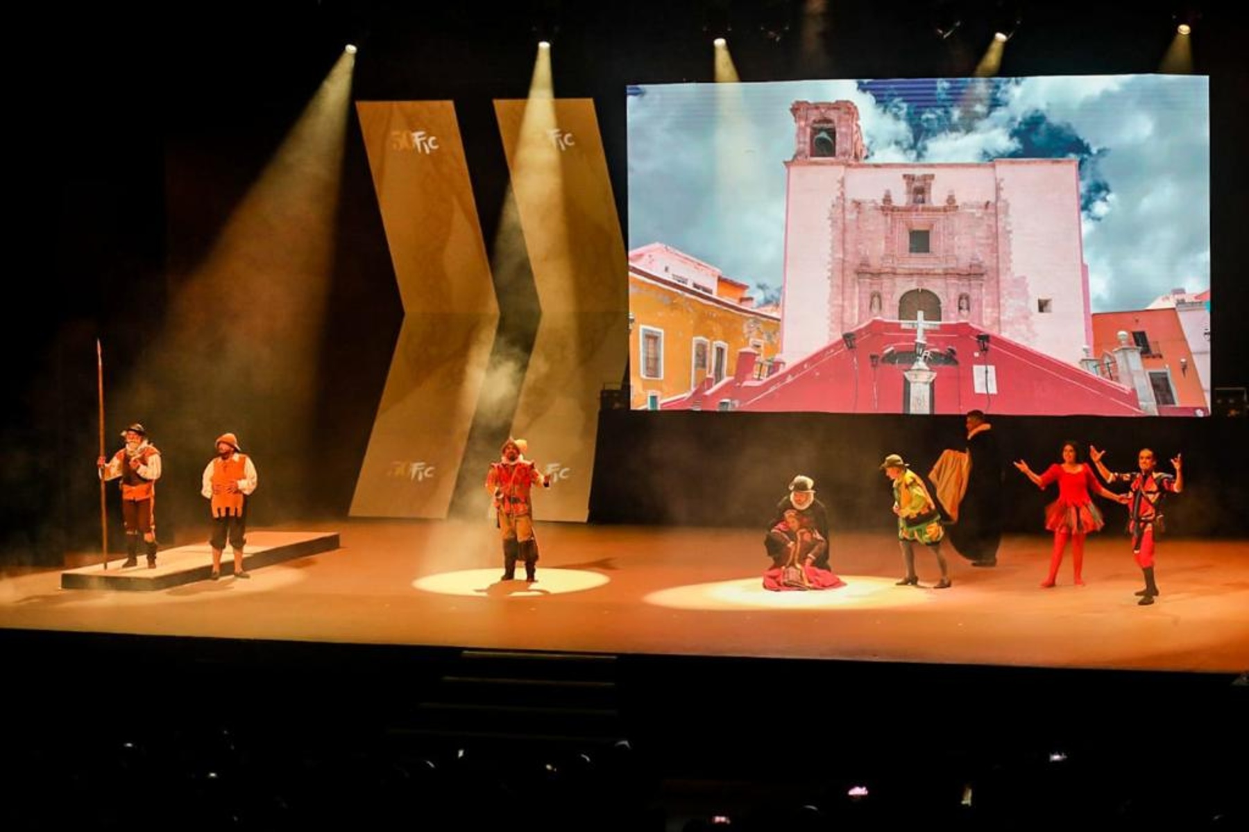 8-facts-about-cervantino-international-festival