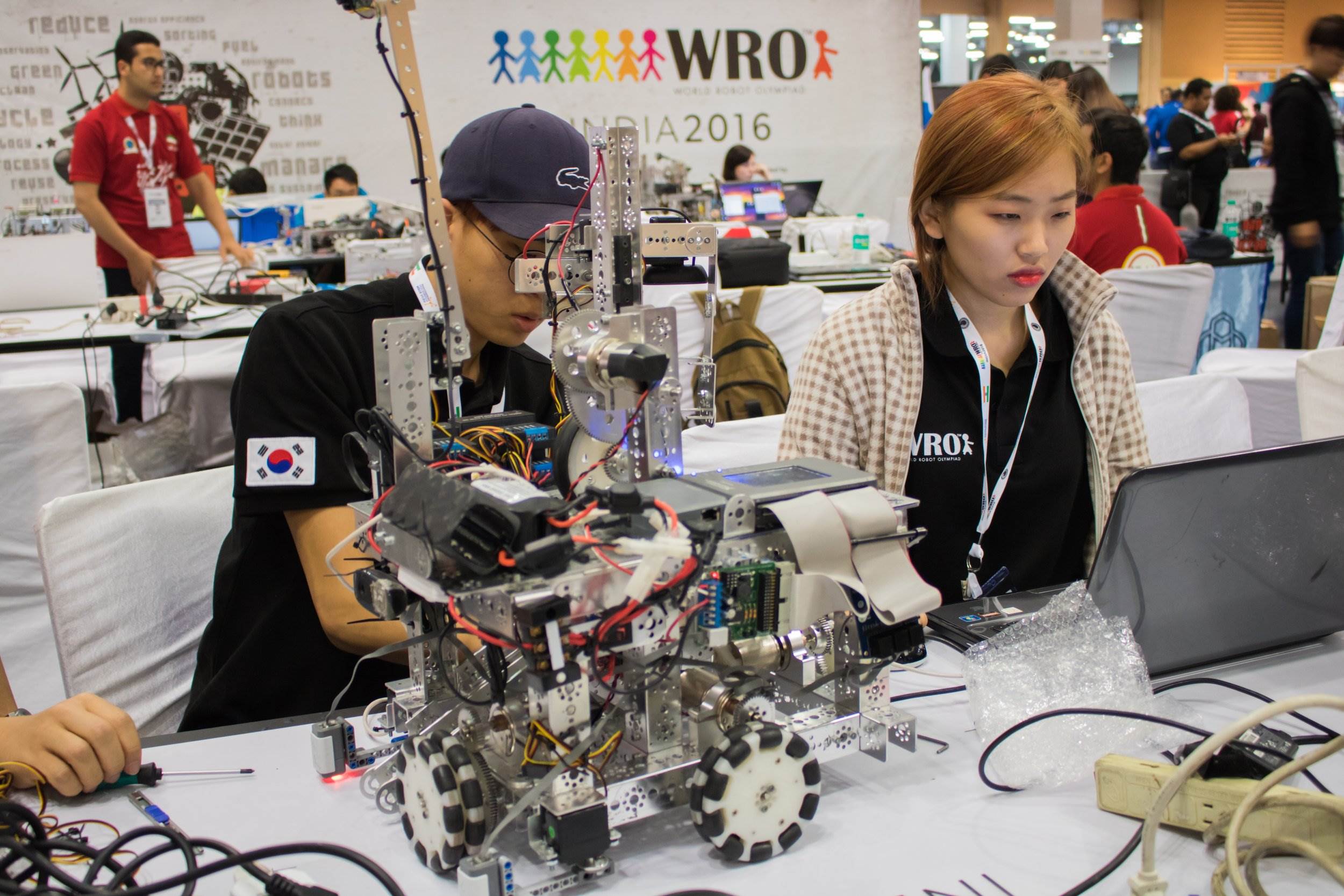 8-facts-about-world-robot-olympiad