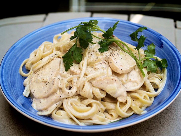 13 Chicken Alfredo Nutrition Facts You Should Know