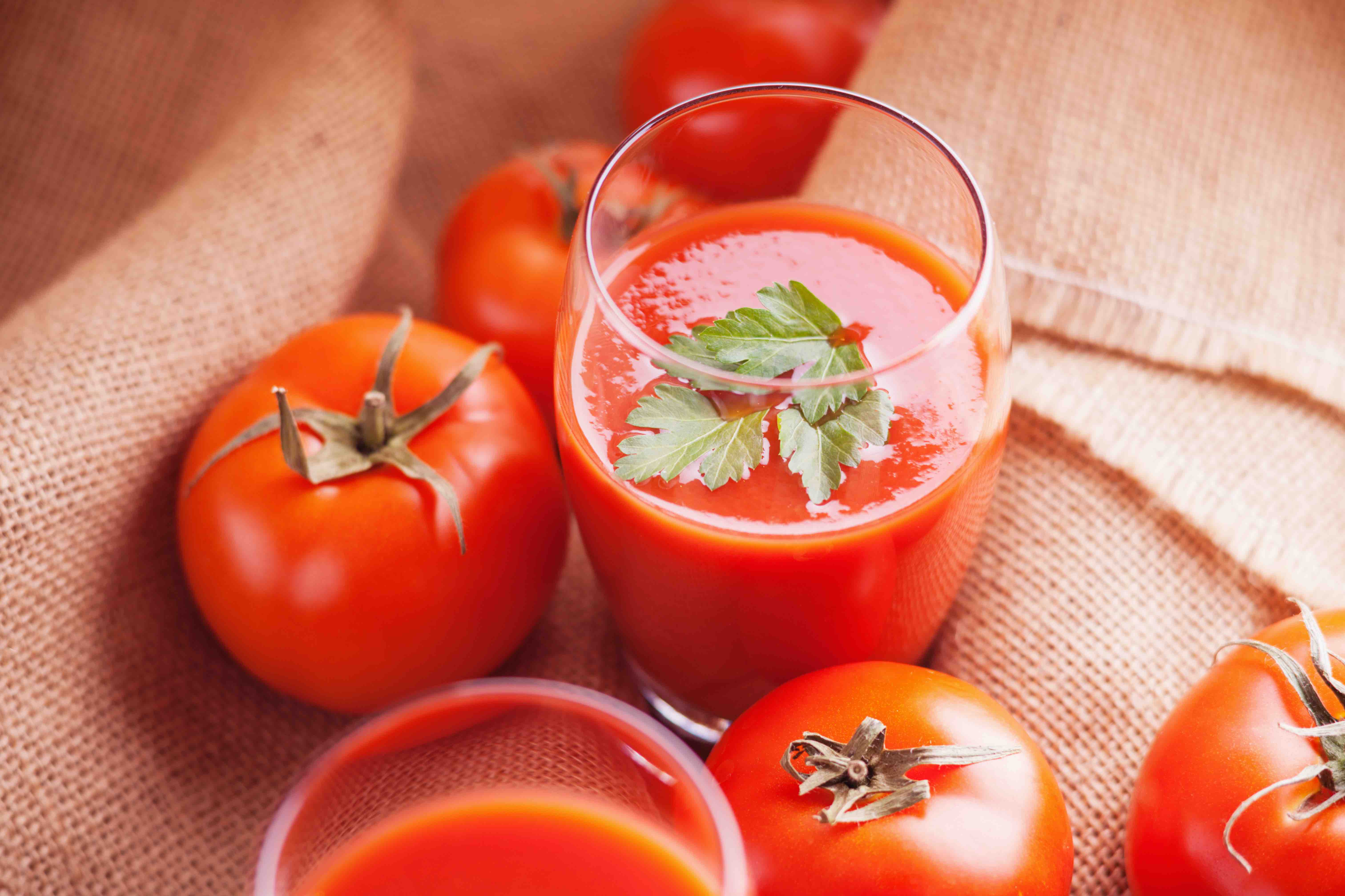 Tomato juice hotsell health benefits