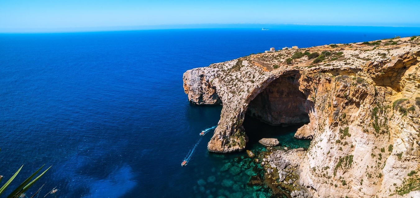 11-astounding-facts-about-blue-grotto