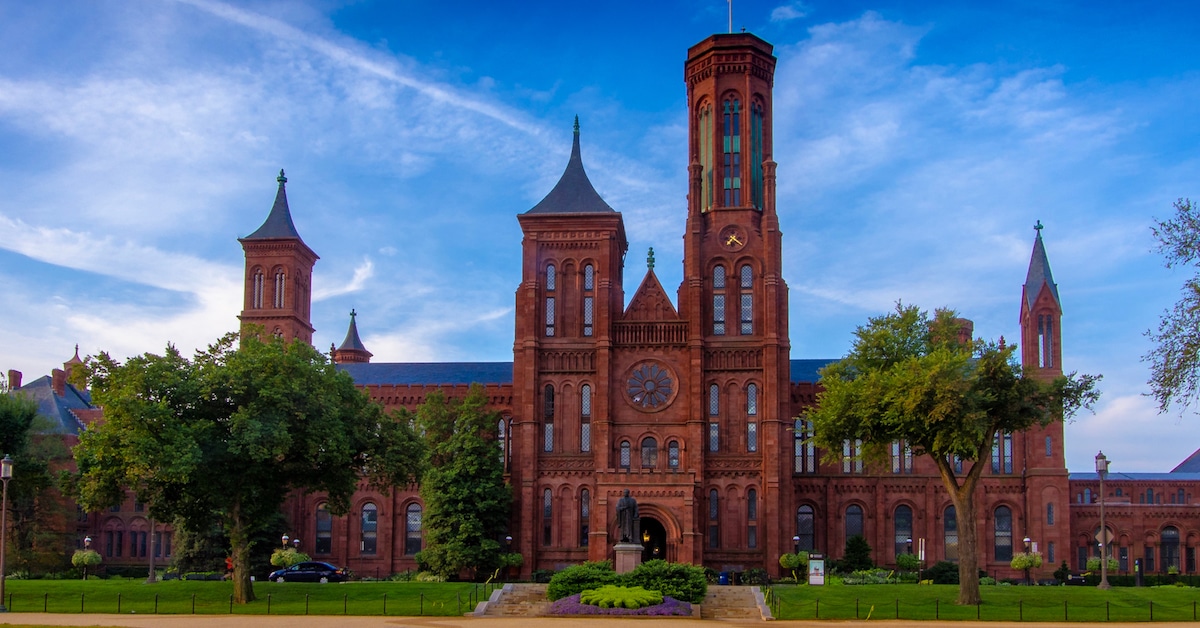 14-unbelievable-facts-about-smithsonian-institution